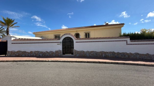Reventa - Chalets -
Ciudad Quesada - Costa Blanca