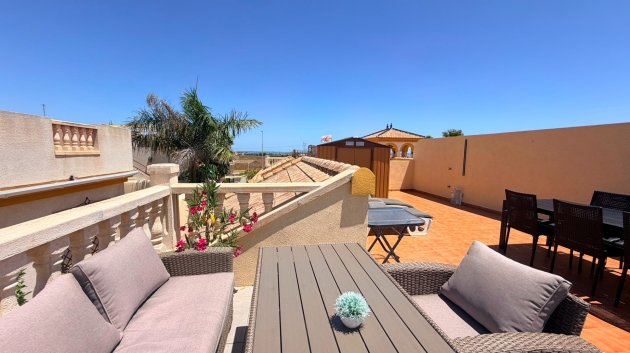 Resale - Villa -
Los Montesinos - Urbanizacion montesol
