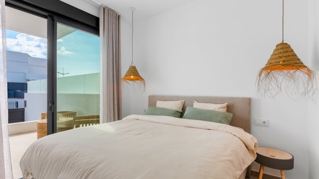 Obra nueva - Chalets -
Dolores