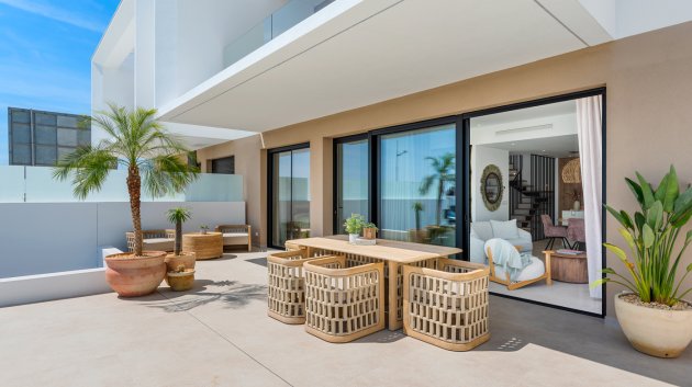 Obra nueva - Chalets -
Dolores
