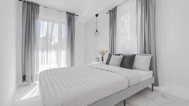 Reventa - Apartamentos -
Torrevieja - Center