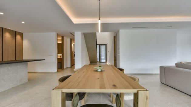 Obra nueva - Chalets -
Altea