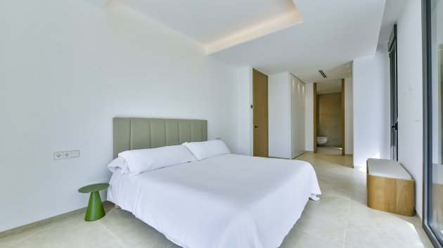Obra nueva - Chalets -
Altea
