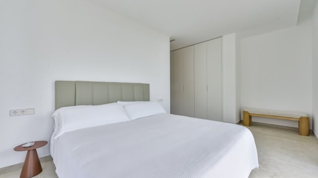 Obra nueva - Chalets -
Altea