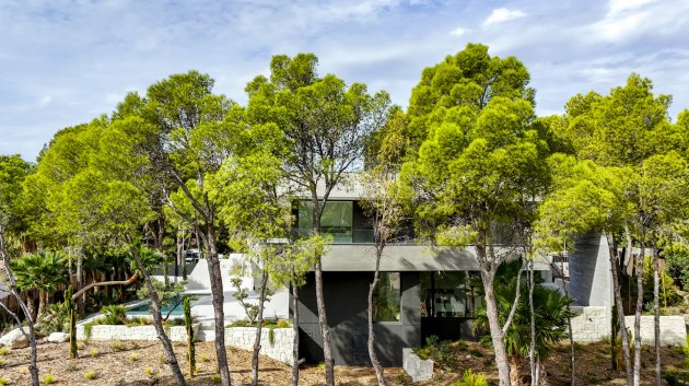 Obra nueva - Chalets -
Altea