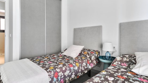 Obra nueva - Apartamentos -
Torrevieja