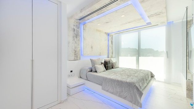 Obra nueva - Chalets -
Calpe