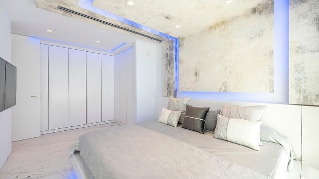 Obra nueva - Chalets -
Calpe