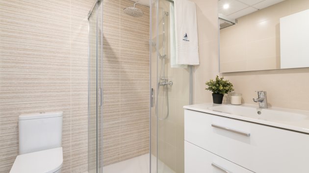 Obra nueva - Apartamentos -
Torrevieja
