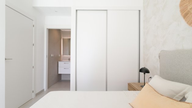 Obra nueva - Apartamentos -
Torrevieja