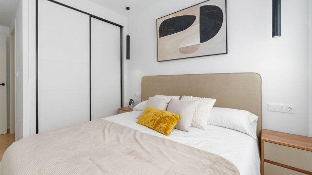 Obra nueva - Apartamentos -
Torrevieja