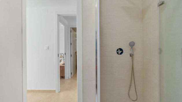 Obra nueva - Apartamentos -
Torrevieja