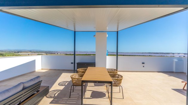Obra nueva - Apartamentos -
Torrevieja