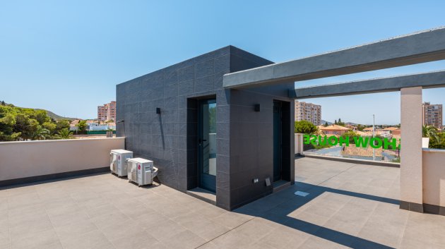 Obra nueva - Chalets -
Playa Paraiso