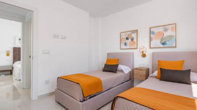 Obra nueva - Chalets -
Playa Paraiso