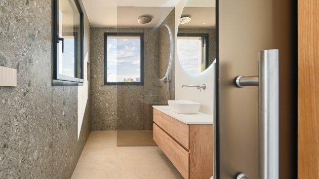 Obra nueva - Chalets -
Benissa