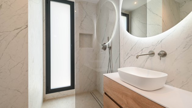 Obra nueva - Chalets -
Benissa