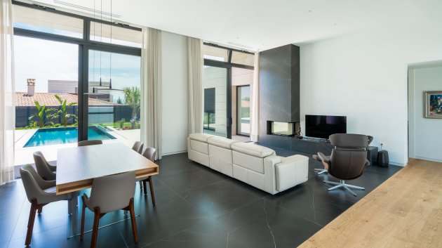 Obra nueva - Chalets -
Molina de Segura