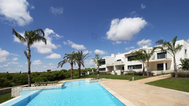 Obra nueva - Apartamentos -
Lo Romero Golf