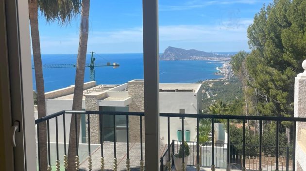 Obra nueva - Chalets -
Altea