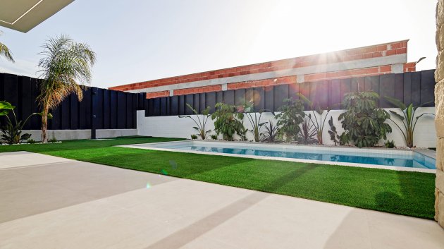 Obra nueva - Chalets -
Molina de Segura