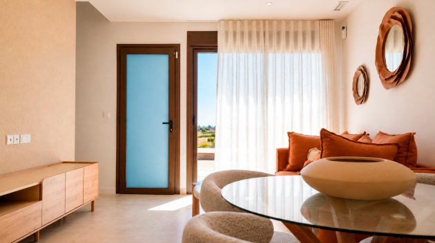 Obra nueva - Chalets -
Dolores