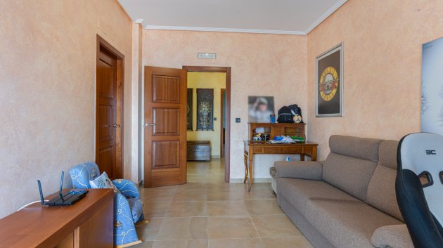 Reventa - Chalets -
Los Montesinos - La Herrada