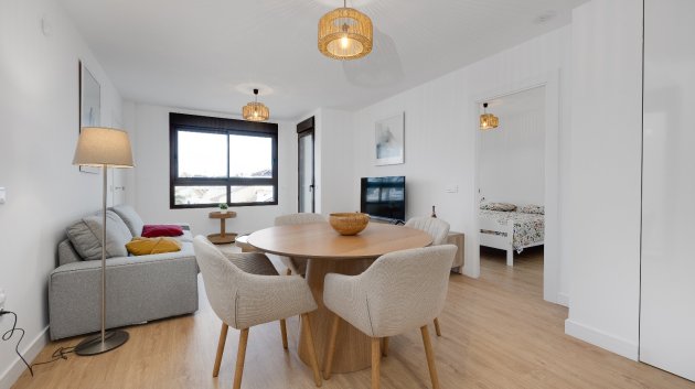 Reventa - Apartamentos -
Villamartín - PAU 8
