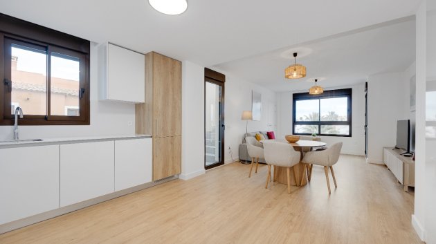 Reventa - Apartamentos -
Villamartín - PAU 8