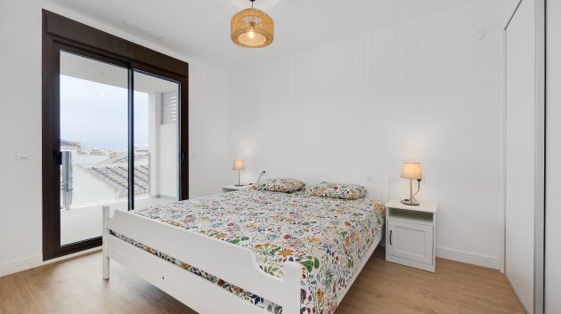 Reventa - Apartamentos -
Villamartín - PAU 8