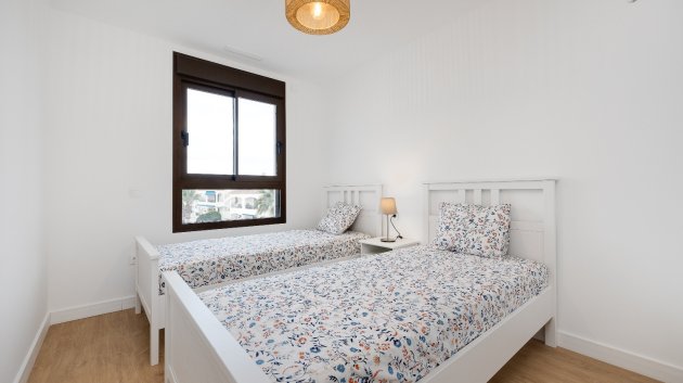 Reventa - Apartamentos -
Villamartín - PAU 8