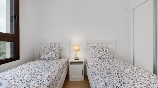 Reventa - Apartamentos -
Villamartín - PAU 8