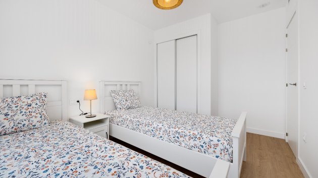 Reventa - Apartamentos -
Villamartín - PAU 8