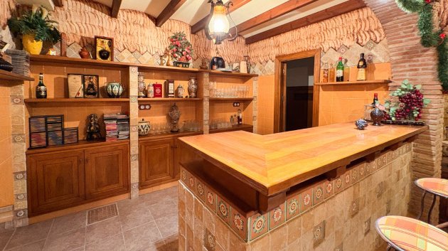 Reventa - Chalets -
Elche - Altzabares Alto