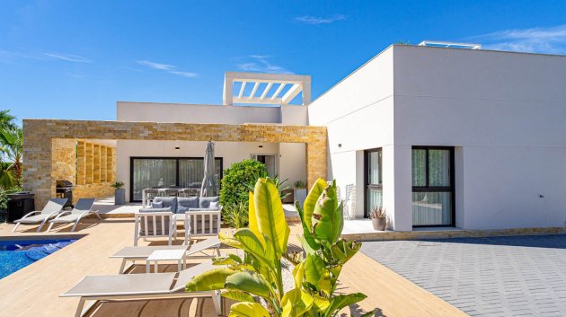 Reventa - Chalets -
Ciudad Quesada - Doña Pepa