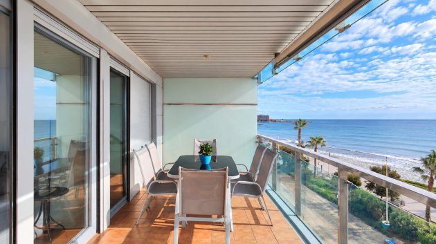 Reventa - Apartamentos -
Torrevieja - Playa del Cura