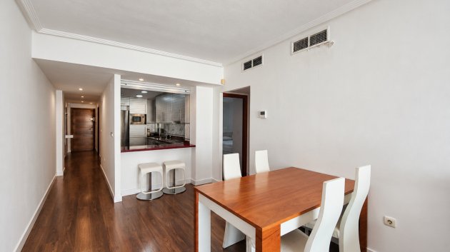 Reventa - Apartamentos -
Torrevieja - Playa del Cura