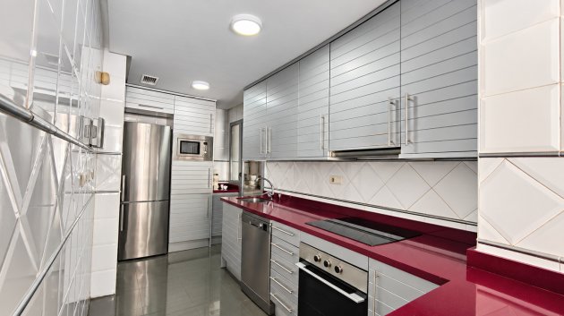 Reventa - Apartamentos -
Torrevieja - Playa del Cura