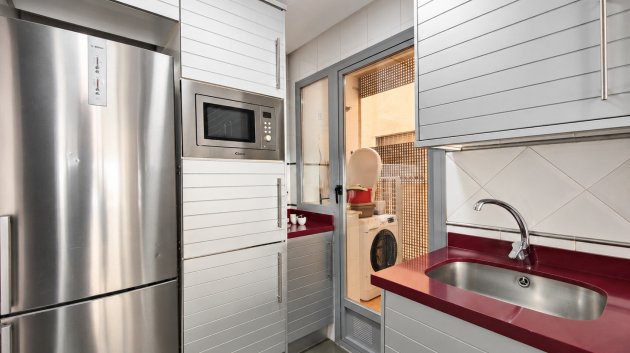 Reventa - Apartamentos -
Torrevieja - Playa del Cura