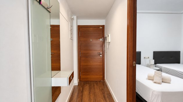 Reventa - Apartamentos -
Torrevieja - Playa del Cura