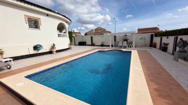 Reventa - Chalets -
Ciudad Quesada