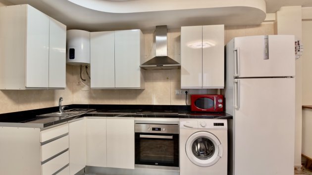 Reventa - Apartamentos -
Torrevieja - La veleta