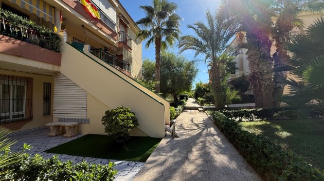 Reventa - Apartamentos -
Torrevieja - La veleta
