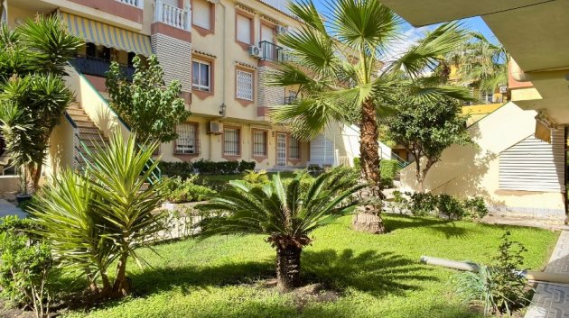 Reventa - Apartamentos -
Torrevieja - La veleta