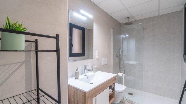 Reventa - Apartamentos -
Orihuela Costa - Los Altos