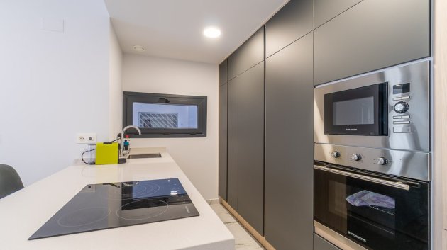 Reventa - Apartamentos -
Orihuela Costa - Los Altos
