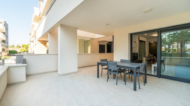 Reventa - Apartamentos -
Orihuela Costa - Los Altos
