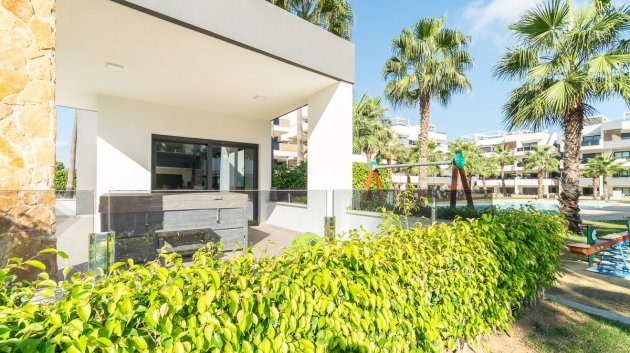 Reventa - Apartamentos -
Orihuela Costa - Los Altos