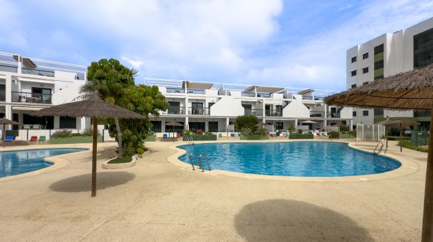 Reventa - Apartamentos -
Pilar de la Horadada - Mil Palmeras