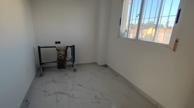 Resale - Villa -
San Miguel de Salinas